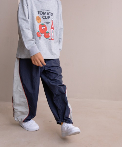 LOWRYS FARM（ローリーズファーム）の「ナイロンパイピングパンツ　 143042（その他パンツ・キッズ・ブルー/ブラウン/ブラック・150cm/140cm/130cm/120cm/110cm）」の3枚目の写真