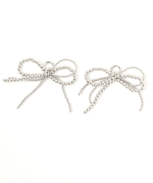 LOWRYS FARM（ローリーズファーム）の「ボールリボンマルチチャーム　136485（チャーム・レディース・ホワイト/シルバー/ブラック・FREE）」の2枚目の写真