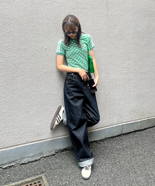 美品adidas モノグラムスリーストライプTシャツ adidas（アディダス）の「【ZOZO限定】モノグラム スリー