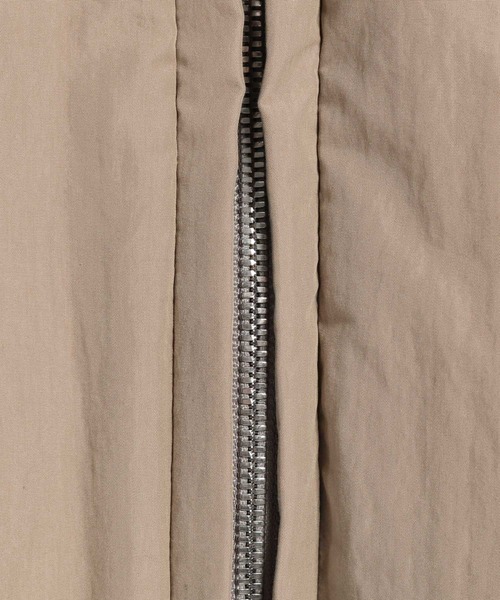 STERNBERG（スタンバーグ）の「コットンナイロンパデッドシャツ