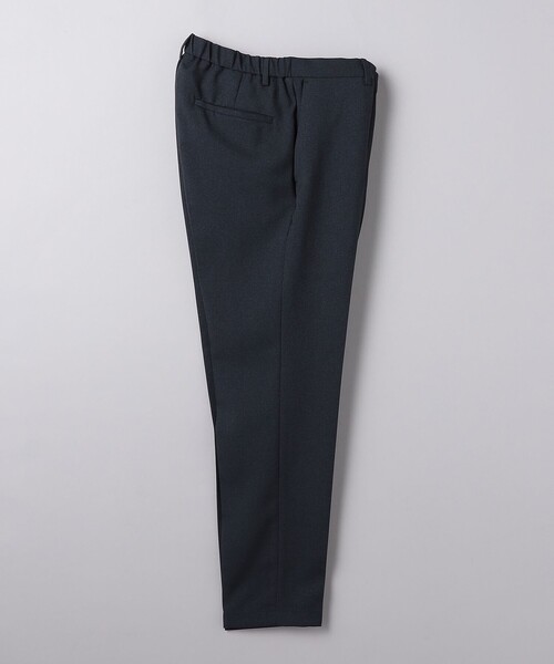 UNITED ARROWS（ユナイテッドアローズ）の「テック ツイル ノープリーツ パンツ UA COZY  -ウォッシャブル・防しわ性（着用しわ）-（スーツパンツ・メンズ・ネイビー・S/M/L/XL）」の5枚目の写真