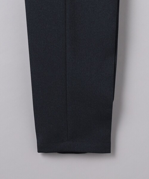 UNITED ARROWS（ユナイテッドアローズ）の「テック ツイル ノープリーツ パンツ UA COZY  -ウォッシャブル・防しわ性（着用しわ）-（スーツパンツ・メンズ・ネイビー・S/M/L/XL）」の10枚目の写真