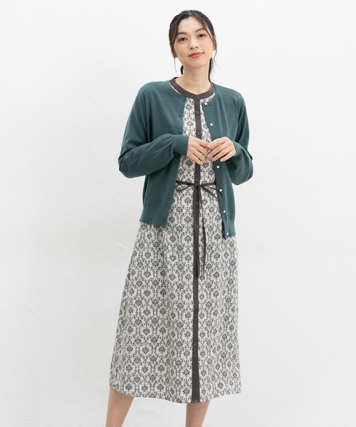 Honeys（ハニーズ）の「バンドカラーワンピース（シャツワンピース・レディース・ブラウン系/ホワイト×グレー/ボルドー・S/M/L/LL）」の7枚目の写真