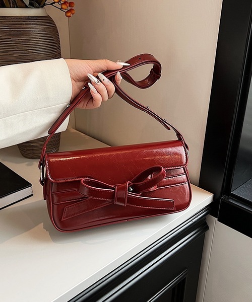 イブサンローランリボンデザインショルダーバッグ