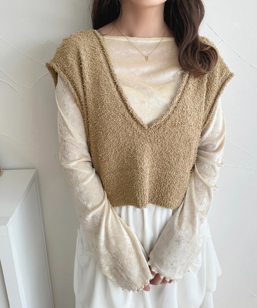 apres jour(アプレジュール)の「【apres jour mimi】Vネックリボンヤーンショートベスト【ZOZOTOWN限定アイテム】(ベスト・レディース・ベージュ/ピンク/ブルー・X-LARGE/フリー)」の2枚目の写真