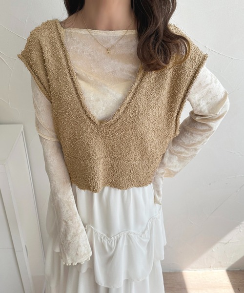 apres jour(アプレジュール)の「【apres jour mimi】Vネックリボンヤーンショートベスト【ZOZOTOWN限定アイテム】(ベスト・レディース・ベージュ/ピンク/ブルー・X-LARGE/フリー)」の7枚目の写真