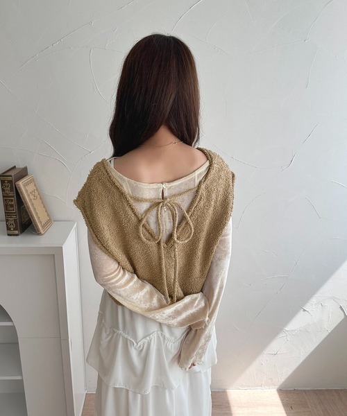 apres jour(アプレジュール)の「【apres jour mimi】Vネックリボンヤーンショートベスト【ZOZOTOWN限定アイテム】(ベスト・レディース・ベージュ/ピンク/ブルー・X-LARGE/フリー)」の9枚目の写真