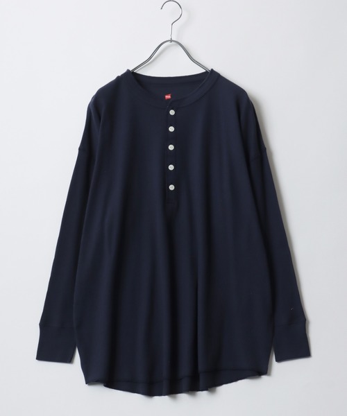 HANES(ヘインズ)の「Hanes(ヘインズ)ワッフルヘンリーネックロングスリーブTシャツ レディース/長袖ロンT/パックT(Tシャツ/カットソー・レディース・オフホワイト/ブラック/ネイビー/グレー・FREE)」の13枚目の写真