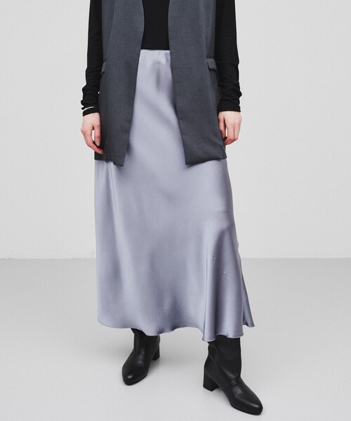 cloenc（クロエンス）の「◆【手洗い可】サテンマーメイドスカート（スカート・レディース・ダークグレー/ベージュ/ライトブルー・01/02/03）」の3枚目の写真