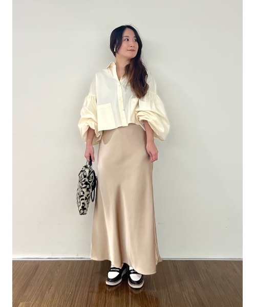 cloenc（クロエンス）の「◆【手洗い可】サテンマーメイドスカート（スカート・レディース・ダークグレー/ベージュ/ライトブルー・01/02/03）」の4枚目の写真