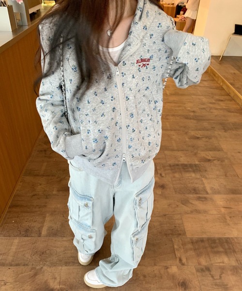 HALEY PESCA（ヘーリーペスカ）の「HALEY PESCA/フラワープリント　ダブルジップパーカー（パーカー・レディース・グレー/アイボリー・LARGE/MEDIUM/SMALL/X-LARGE）」の8枚目の写真