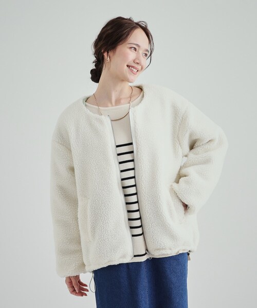 SHOO・LA・RUE(シューラルー)の「◆【S-LL/リバーシブル】首まわりすっきり ボア×キルト ノーカラーブルゾン(ブルゾン・レディース・オフホワイト/ブラック/グリーン系・04/03/02/01)」の18枚目の写真