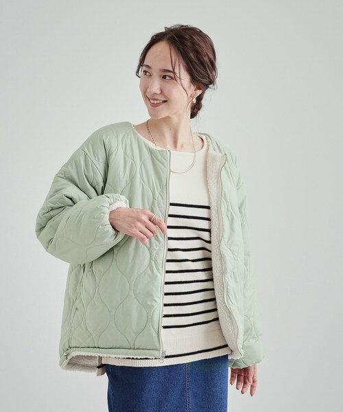 SHOO・LA・RUE(シューラルー)の「◆【S-LL/リバーシブル】首まわりすっきり ボア×キルト ノーカラーブルゾン(ブルゾン・レディース・オフホワイト/ブラック/グリーン系・04/03/02/01)」の20枚目の写真