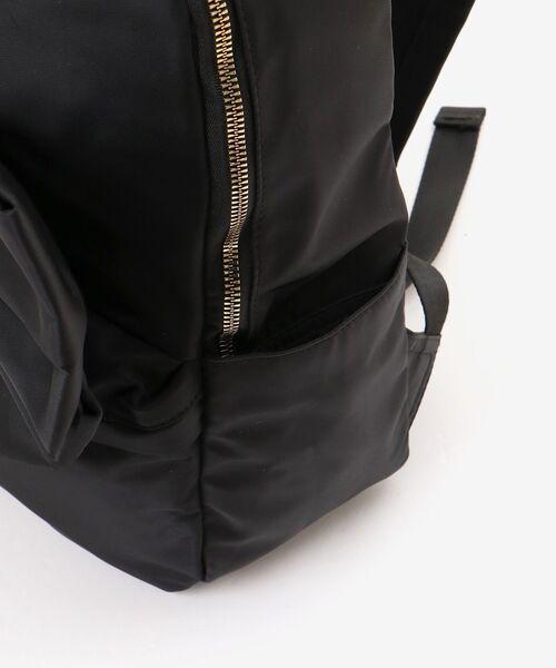 MAJESTIC LEGON(マジェスティックレゴン)の「【大容量なのに映える★】ビッグリボンリュック(バックパック/リュック・レディース・アイボリー/ブラック・FREE)」の22枚目の写真