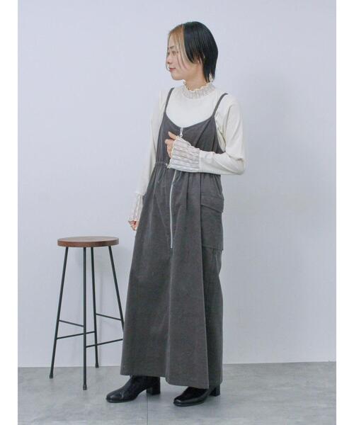 Samansa Mos2 blue（サマンサモスモスブルー）の「アソートコーデュロイキャミワンピース（ワンピース・レディース・チャコールグレー/ブラック/ブラウン・F）」の6枚目の写真