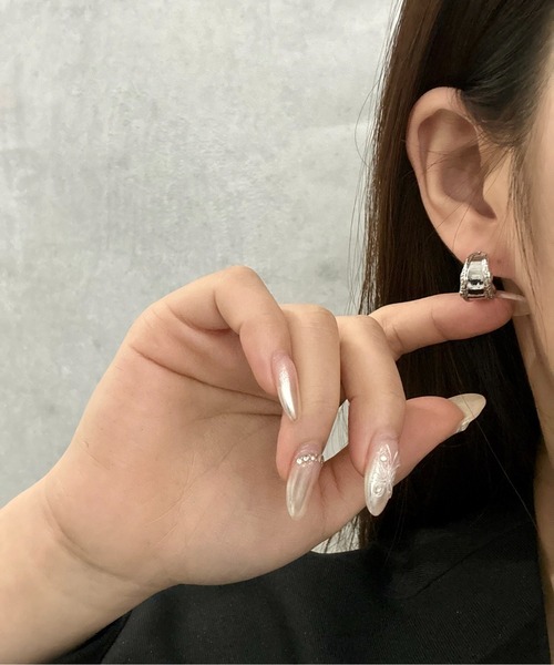 Burner(バーナー)の「【OKUOKU 0909】大ぶり フープ ピアス 両耳用 oku-pierce-743991837370-6 Nn【RBTS】(ピアス(両耳用)・レディース・シルバー・FREE)」の5枚目の写真