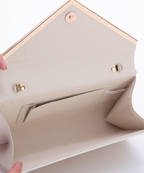 haremode（ハレモード）の「V字プレートパーティーバッグ（クラッチバッグ・レディース・ブラック/シルバー/ベージュ・FREE）」の11枚目の写真