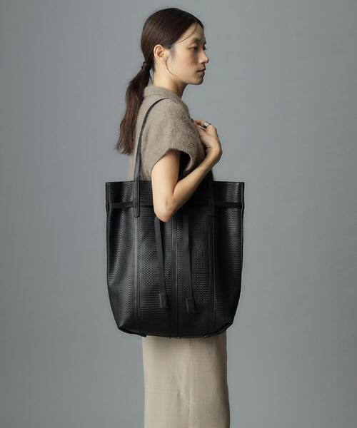 HIROKO HAYASHI(ヒロコハヤシ)の「PANIER(パニエ) トートバッグL(トートバッグ・レディース・ブラック/ベージュ系4/オフホワイト・00)」の5枚目の写真