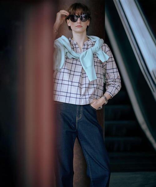 J.PRESS Ladies（J.プレス レディス）の「【洗える】コンパクトチェック スタンドカラー ブラウス（シャツ/ブラウス・レディース・ベージュ系3/ネイビー系3・XS）」の4枚目の写真