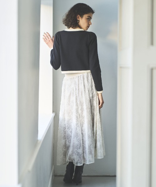 AND COUTURE（アンドクチュール）の「ウエストリブスパンコール刺しゅうレースロングスカート（スカート・レディース・ベージュ/ブラック・FREE）」の6枚目の写真