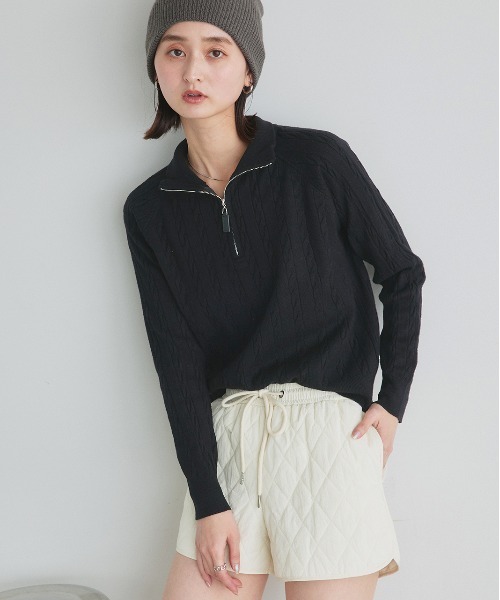 ad thie(アドティエ)の「ケーブル編み ハーフジップ ニット(ニット/セーター・レディース・オフホワイト/レッド/ライトグレー/ブラック・FREE)」の3枚目の写真