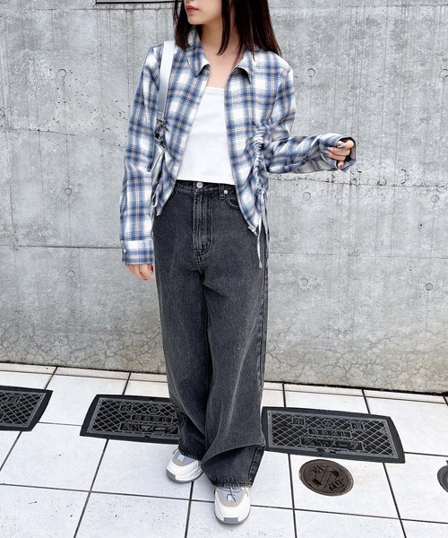 INGNI（イング）の「フロントジップチェック柄ドロストギャザークロップドシャツ（シャツ/ブラウス・レディース・ホワイト系その他2/ネイビー系2/ホワイト系2・M）」の20枚目の写真
