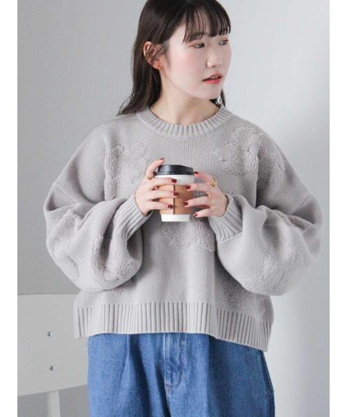 ehka sopo（エヘカソポ）の「◎ショート丈花柄ニット（ニット/セーター・レディース・キナリ/モカ/グレー/ピンク・F）」の2枚目の写真