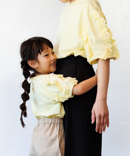MAKE YOUR DAY(メイクユアデイ)の「ママとおそろい 袖レース半袖Tシャツ■80~140cm(Tシャツ/カットソー・キッズ・イエロー/ベージュ/サックスブルー・130/120/100/90/80/140/110)」の7枚目の写真