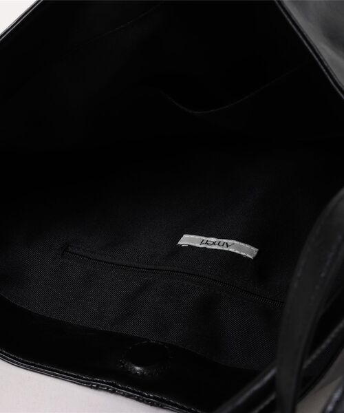 Ameri（アメリ）の「LUSTER SYNTHETIC LEATHER BAG（ショルダーバッグ・レディース・ブラック・FREE）」の11枚目の写真
