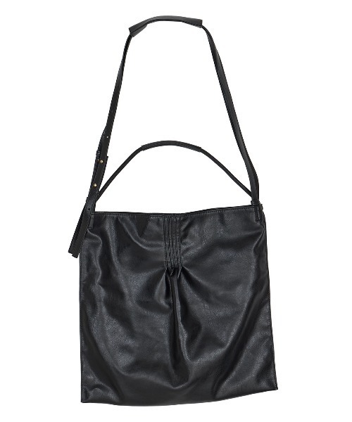 Ameri（アメリ）の「LUSTER SYNTHETIC LEATHER BAG（ショルダーバッグ・レディース・ブラック・FREE）」の4枚目の写真