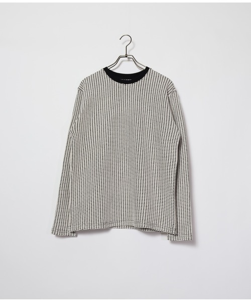 MMMM(エムエムエムエム)の「MMMM/イレギュラーワッフル ロングスリーブクルー(Tシャツ/カットソー・メンズ・ブラック×グレー/ブラック/ホワイト×ブラック/ホワイト・LARGE/X-LARGE/MEDIUM)」の3枚目の写真
