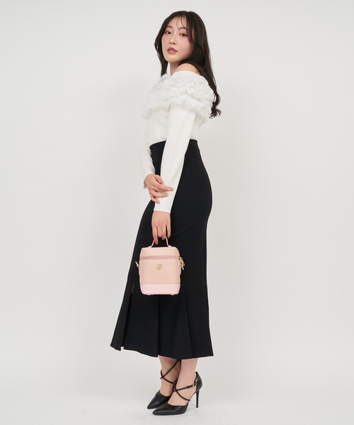 ROYAL PARTY（ロイヤルパーティー）の「チュールフリルオフショルニットトップス（ニット/セーター・レディース・ブラック/パープル/オフホワイト・FREE）」の13枚目の写真