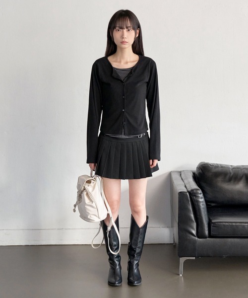 UNE MANSION（ユヌマンション）の「ラウンドネックストライプカーディガン風レイヤードカットソー（Tシャツ/カットソー・レディース・ブラック/チャコール・FREE）」の7枚目の写真