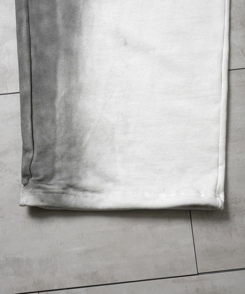 Starting Over（スターティングオーバー）の「one point stitch spray processing sweat pants/ワンポイント刺繍 スプレー加工 スウェットパンツ（スウェットパンツ・メンズ・オフホワイト/チャコールグレー・L/M）」の9枚目の写真