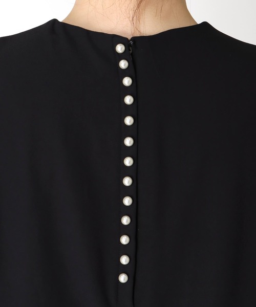 Jines（ジネス）の「バックパールAラインブラウス（シャツ/ブラウス・レディース・ブラック/ホワイト・38）」の16枚目の写真