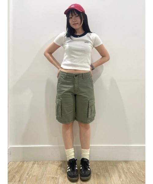 GAP（ギャップ）の「11インチ エッセンシャル カーゴショートパンツ（その他パンツ・メンズ・ブラック/グリーン/ベージュ/カーキ・34W/30W/32W/36W/28W）」の5枚目の写真