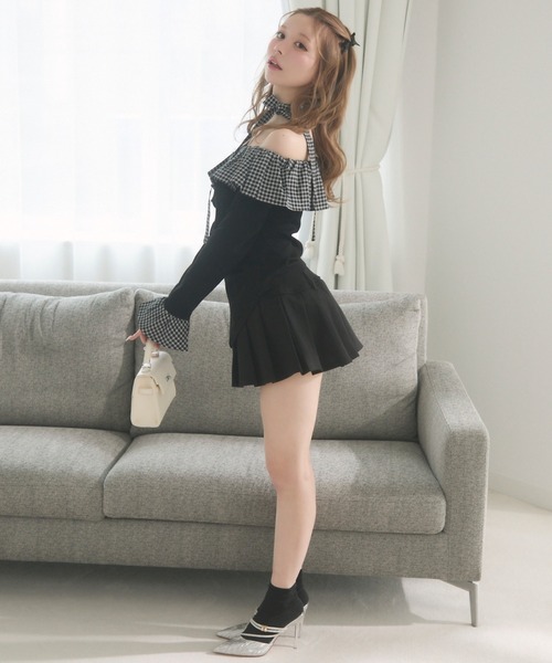 TITTY&CO.(ティティーアンドコー)の「ギンガムフリルオフショルトップス(シャツ/ブラウス・レディース・アイボリー/ブラック・FREE)」の18枚目の写真