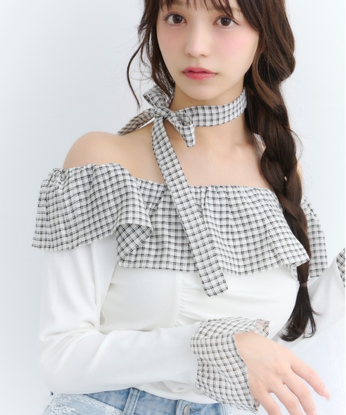 TITTY&CO.(ティティーアンドコー)の「ギンガムフリルオフショルトップス(シャツ/ブラウス・レディース・アイボリー/ブラック・FREE)」の20枚目の写真