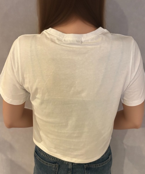Girly Doll(ガーリードール)の「ラビットモチーフワンポイントTシャツ(Tシャツ/カットソー・レディース・ブラック/グリーン・L/M)」の5枚目の写真
