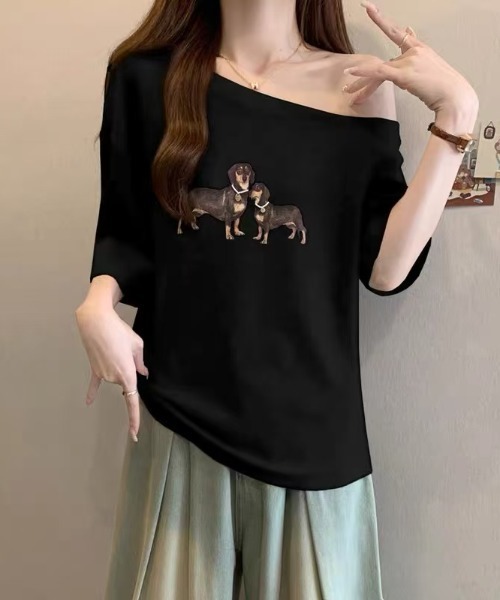 GEMEDA（ジェメダ）の「ワンちゃんプリントワンショルダーTシャツ（Tシャツ/カットソー・レディース・ホワイト/グレー/ブラック/ネイビー/ホワイト系その他/ホワイト系その他2・M）」の22枚目の写真