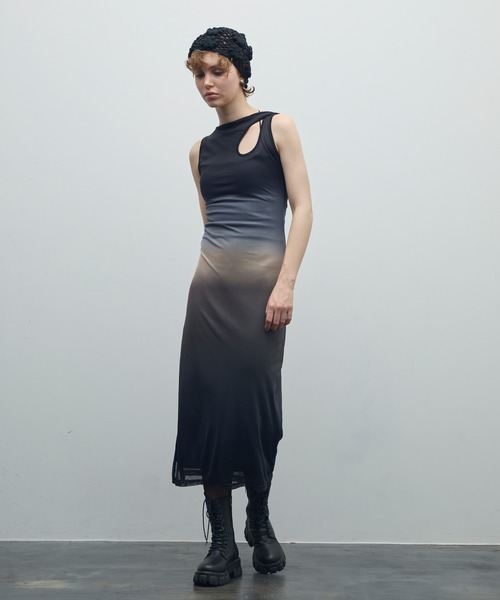 uyu.（ウユ）の「アートデザインシアーワンピース【uyu./ウユ】（ワンピース・レディース・レッド/グレー・FREE）」の17枚目の写真