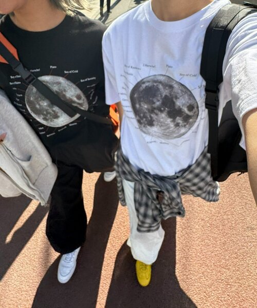 【WEB限定】【新色追加】ムーンクレーター＆アースロゴプリントTeeの15枚目の写真