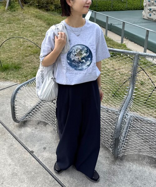 CIAOPANIC TYPY(チャオパニックティピー)の「【WEB限定】【UNISEX】ムーンクレーター&アースロゴプリントTee(Tシャツ/カットソー・レディース・ブラック/ホワイト/グリーン系その他/ネイビー/インディゴブルー/ホワイト系その他/ブラック系その他/グレー/グレー系その他・LARGE/MEDIUM)」の13枚目の写真