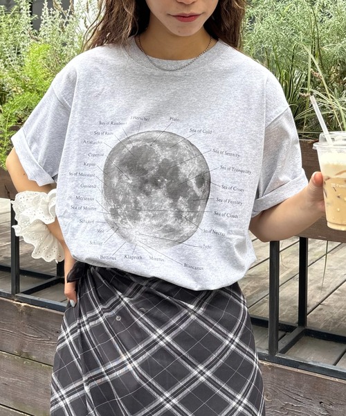 【WEB限定】【新色追加】ムーンクレーター＆アースロゴプリントTeeの5枚目の写真