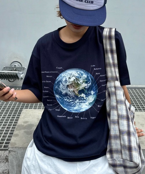 CIAOPANIC TYPY(チャオパニックティピー)の「【WEB限定】【UNISEX】ムーンクレーター&アースロゴプリントTee(Tシャツ/カットソー・レディース・ブラック/ホワイト/グリーン系その他/ネイビー/インディゴブルー/ホワイト系その他/ブラック系その他/グレー/グレー系その他・LARGE/MEDIUM)」の15枚目の写真