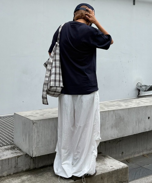 CIAOPANIC TYPY(チャオパニックティピー)の「【WEB限定】【UNISEX】ムーンクレーター&アースロゴプリントTee(Tシャツ/カットソー・レディース・ブラック/ホワイト/グリーン系その他/ネイビー/インディゴブルー/ホワイト系その他/ブラック系その他/グレー/グレー系その他・LARGE/MEDIUM)」の19枚目の写真