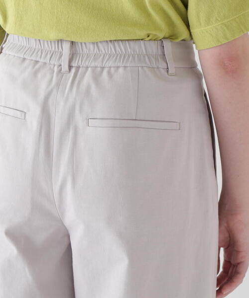 human woman（ヒューマンウーマン）の「【3サイズ展開】◆ドビーストレッチワンタックセミワイドパンツ（その他パンツ・レディース・ベージュ系その他2/ネイビー・SMALL/MEDIUM/LARGE）」の18枚目の写真