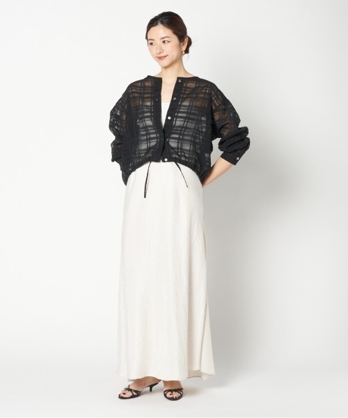 HELIOPOLE（エリオポール）の「SATIN MAXI FLARE SKIRT（スカート・レディース・アイボリー/ダークブラウン・38/36）」の16枚目の写真