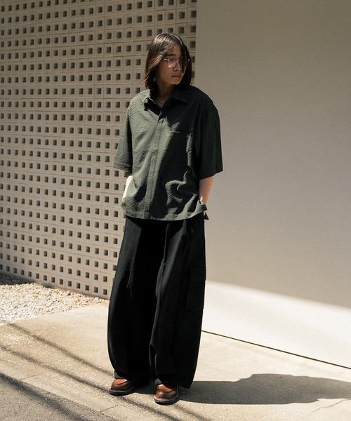Nanmo.（ナンモ）の「TUCK WIDE CARGO PANTS/タックワイドカーゴパンツ（カーゴパンツ・メンズ・ブラック・MEDIUM/SMALL/LARGE）」の14枚目の写真