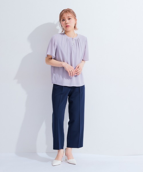 Petitjo(プッチージョ)の「小さいサイズ パール付きカラーレスフレアブラウス 低身長さん・小柄女性(シャツ/ブラウス・レディース・オフホワイト/グレー・PS/PSS/PM/PL)」の14枚目の写真